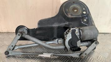 Motore tergicristallo anteriore