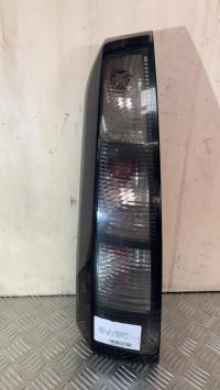 Fanale posteriore principale sinistro (luci)