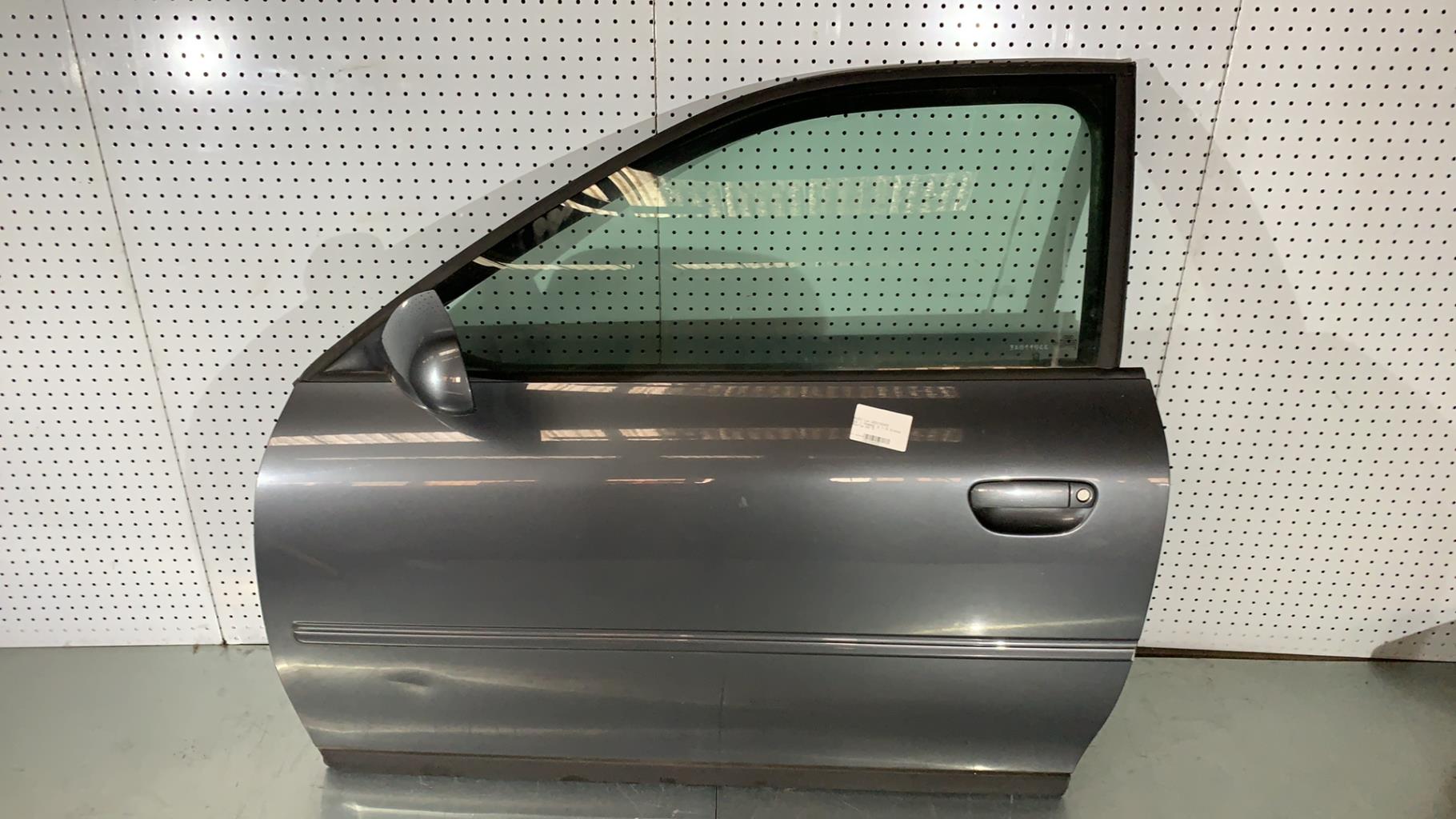 Porte avant gauche