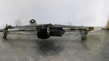 Moteur essuie glace avant