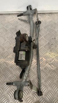 Moteur essuie glace avant