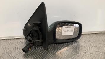 Retrovisor derecho