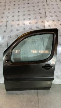Porte avant gauche
