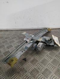 Moteur leve vitre avant droit