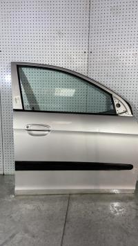 Puerta delantera derecha