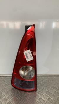 Fanale posteriore principale sinistro (luci)