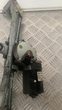 Moteur essuie glace avant