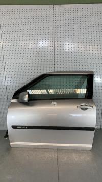 Porte avant gauche