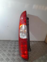 Fanale posteriore principale sinistro (luci)
