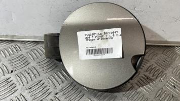 Sportello carburante