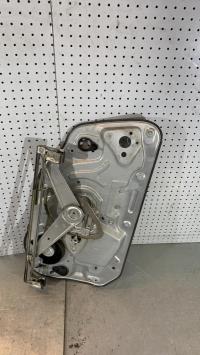 Leve vitre electrique avant droit
