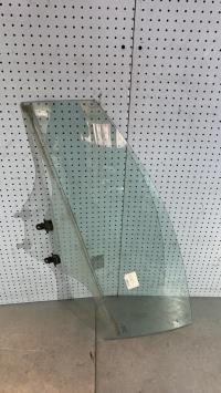 Vitre avant gauche