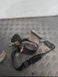 Ceinture avant gauche