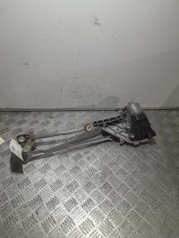 Motore tergicristallo anteriore