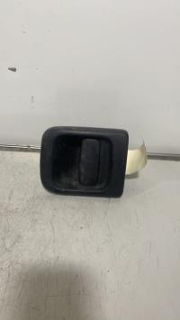 Poignee porte avant gauche