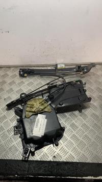 Moteur leve vitre avant droit