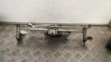 Moteur essuie glace avant