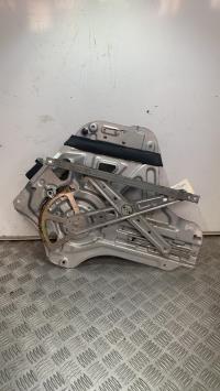 Moteur essuie glace avant