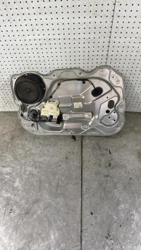 Moteur leve vitre avant gauche