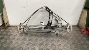 Alzacristalli manuale anteriore destro