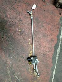 Moteur essuie glace avant