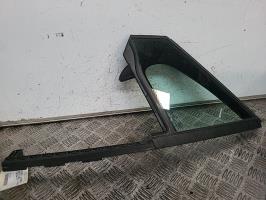 Vetro laterale fisso anteriore destro (portiera)
