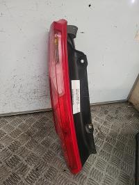 Fanale posteriore principale sinistro (luci)