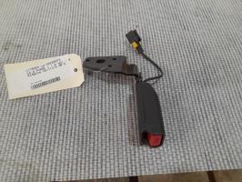 Attache ceinture arriere gauche