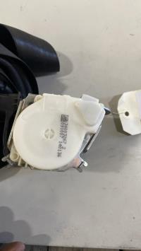Ceinture avant gauche