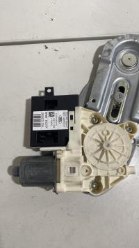Mecanisme de leve vitre electrique avant droit