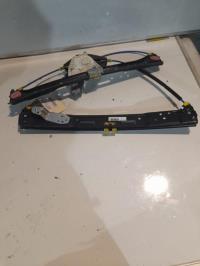 Moteur leve vitre avant droit