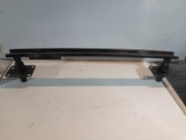 Renfort pare choc avant (traverse)
