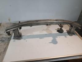Renfort pare choc avant (traverse)