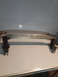 Renfort pare choc avant (traverse)