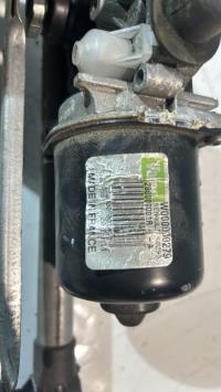Moteur essuie glace avant