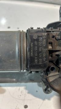 Moteur essuie glace avant