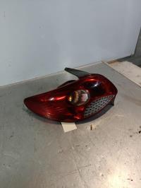 Fanale posteriore principale sinistro (luci)