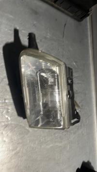 Gruppo ottico anteriore principale sinistro (luci)(faro)