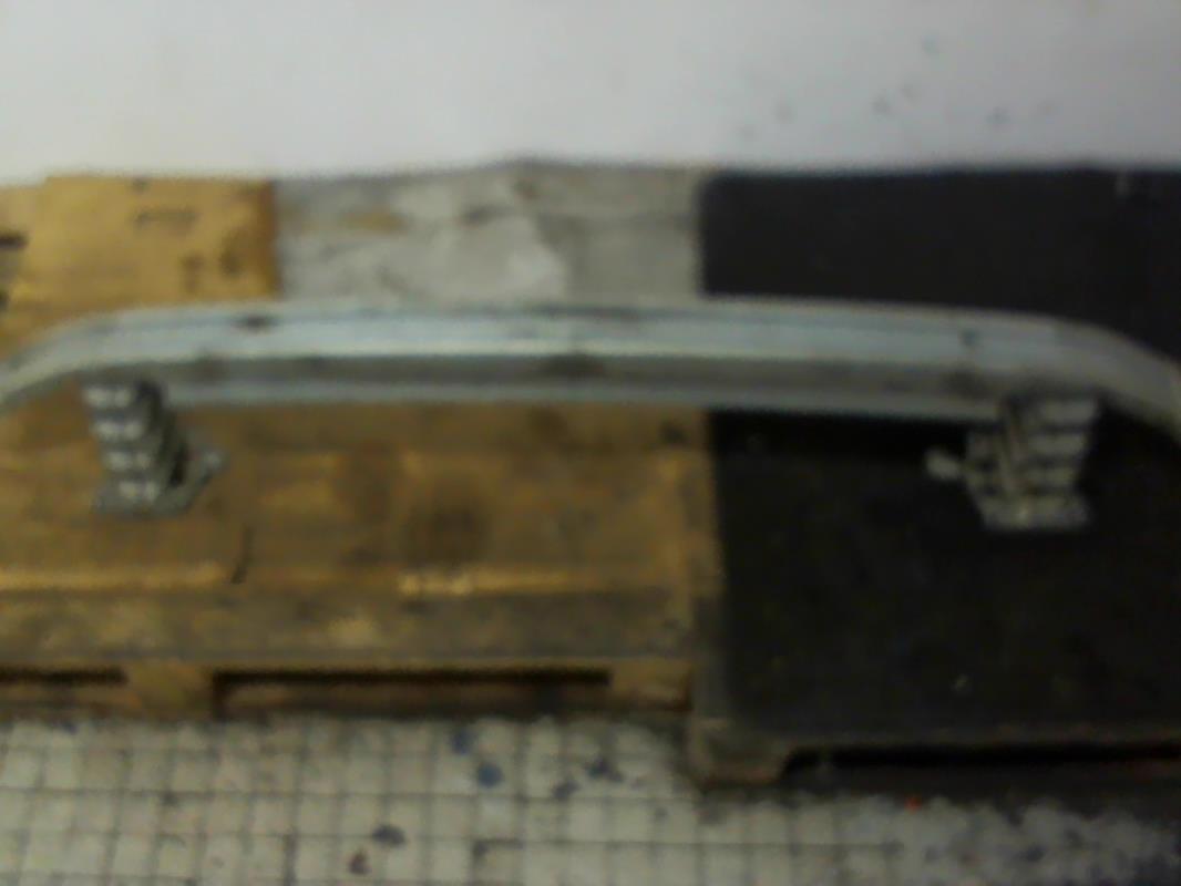 Traversa rinforzo paraurti anteriore