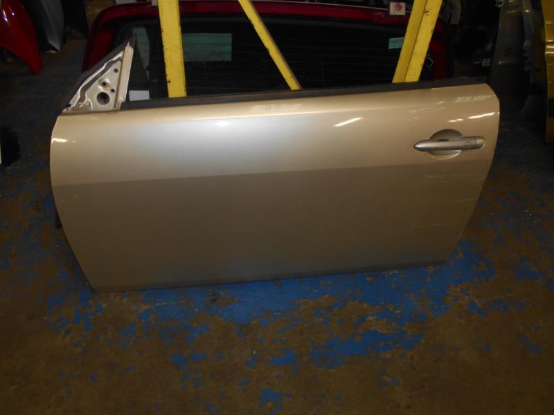Porte avant gauche