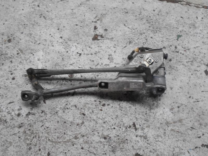 Moteur essuie glace avant
