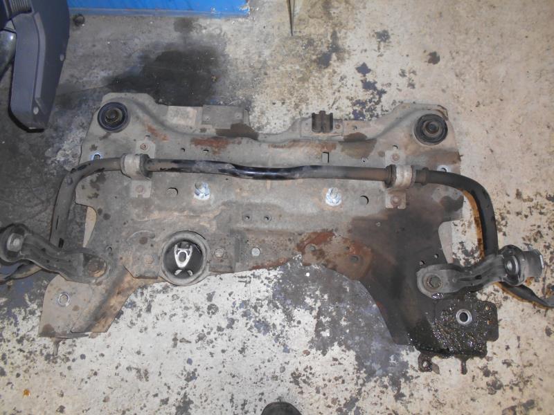 Culla motore anteriore
