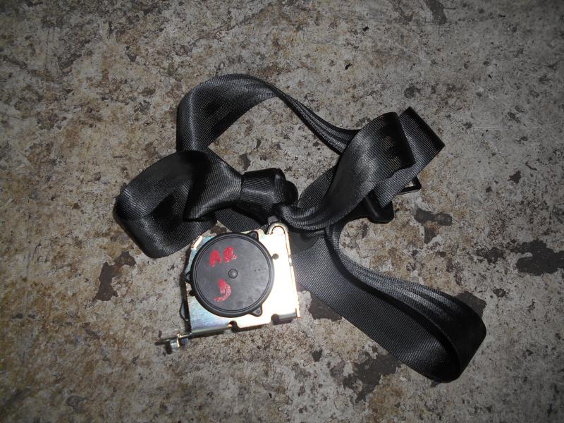 Ceinture arriere droit