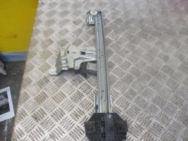 Leve vitre electrique avant droit