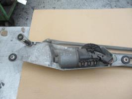 Moteur essuie glace avant