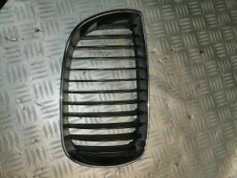 Grille de calandre droite
