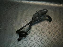 Motore tergicristallo anteriore