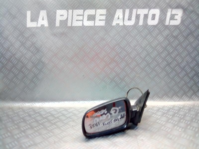 Retrovisor izquierdo