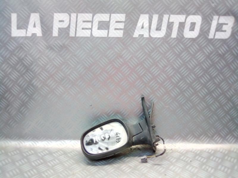 Specchietto retrovisore sinistro