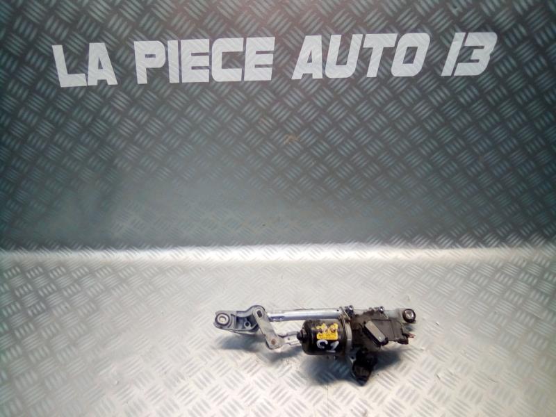 Motore tergicristallo anteriore